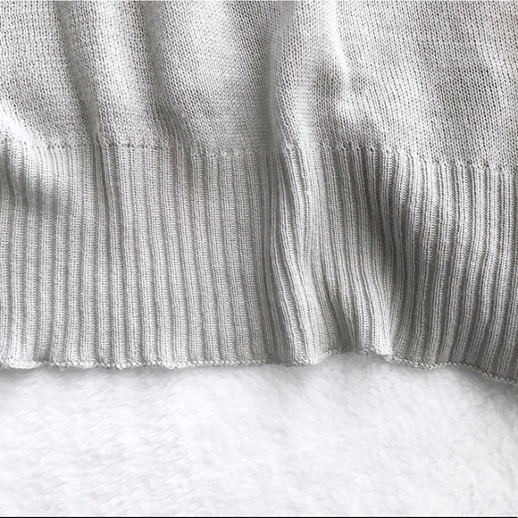 BCBGMaxAzria Gray Knitted Vest - Picture 4 of 6